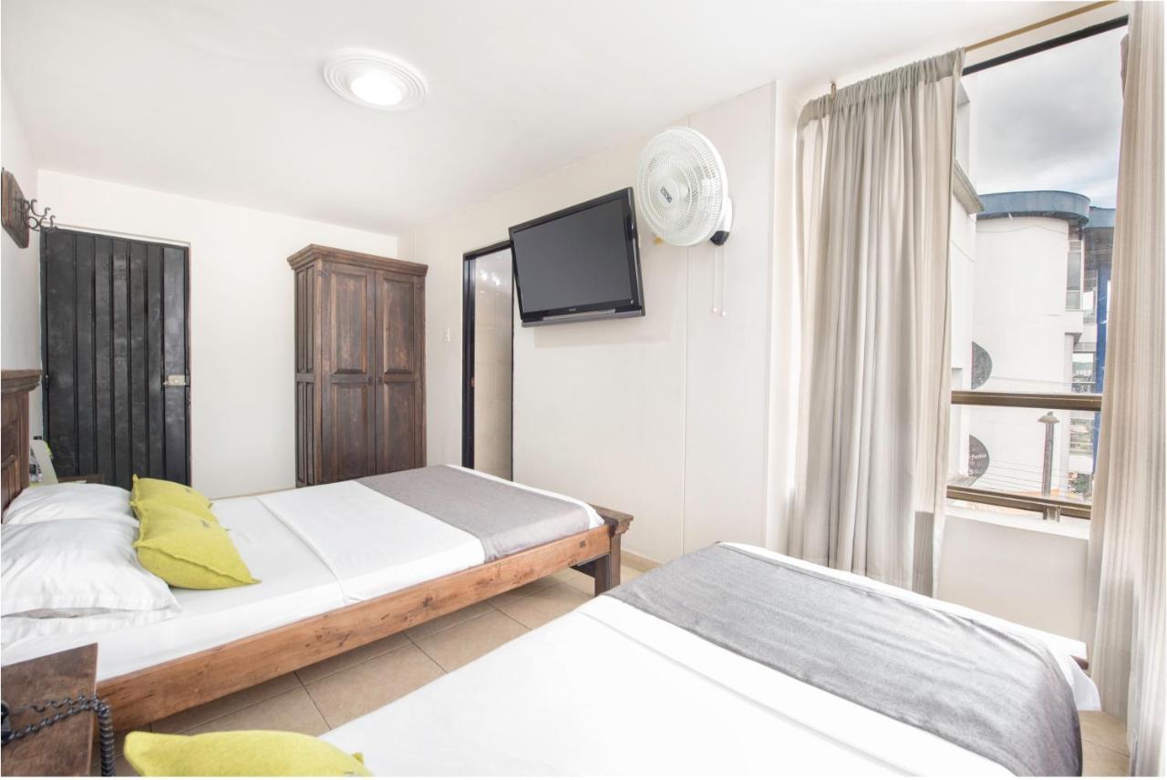 Ayenda 1120 Hotel Comercial 페레이라 외부 사진